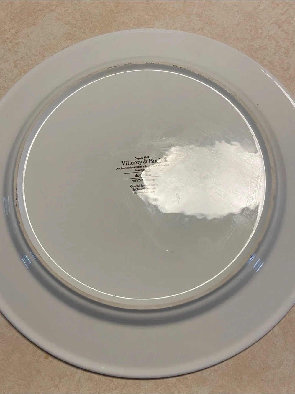 Villeroy & Boch Botanica Nicotiana Tabacum 12.5” Chop Plate Platter Porcelain  E